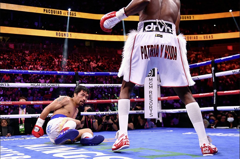 MANNY PACQUIAO Boxing Legend lost to the point before Yordenis Ugas - Photo 2
