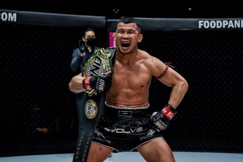 2 ONE Championship champions participated in the SSC Interclub Muay Thai 6 event? - Photo 1
