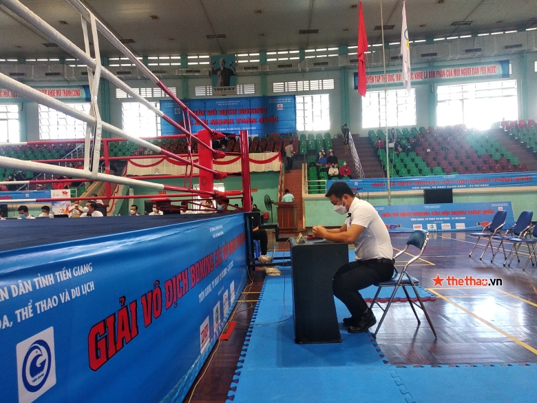 3 referees at the Boxing Championship of strong national teams positive for Covid -19 - Photo 2