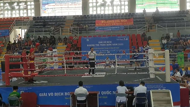 A series of Hanoi boxers asking for a while not hitting in the young Boxing tournament nationwide - Photo 1