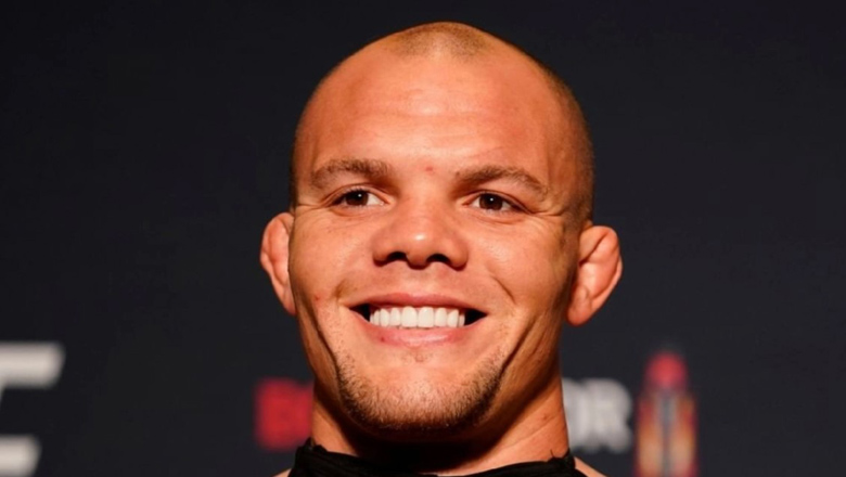 Anthony Smith revealed that Jon Jones did not overcome drug tests before joining UFC 235 - Photo 1