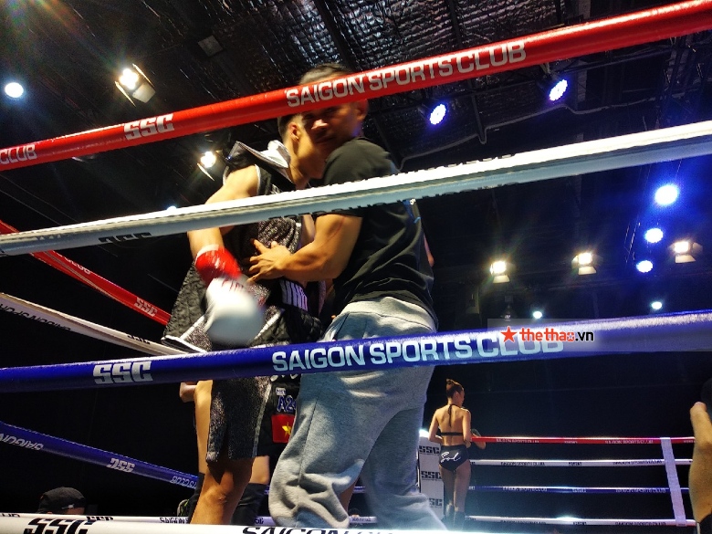 Boxer Vo Hong Dat Ha Knock -out rival Thailand in the first half - Photo 2