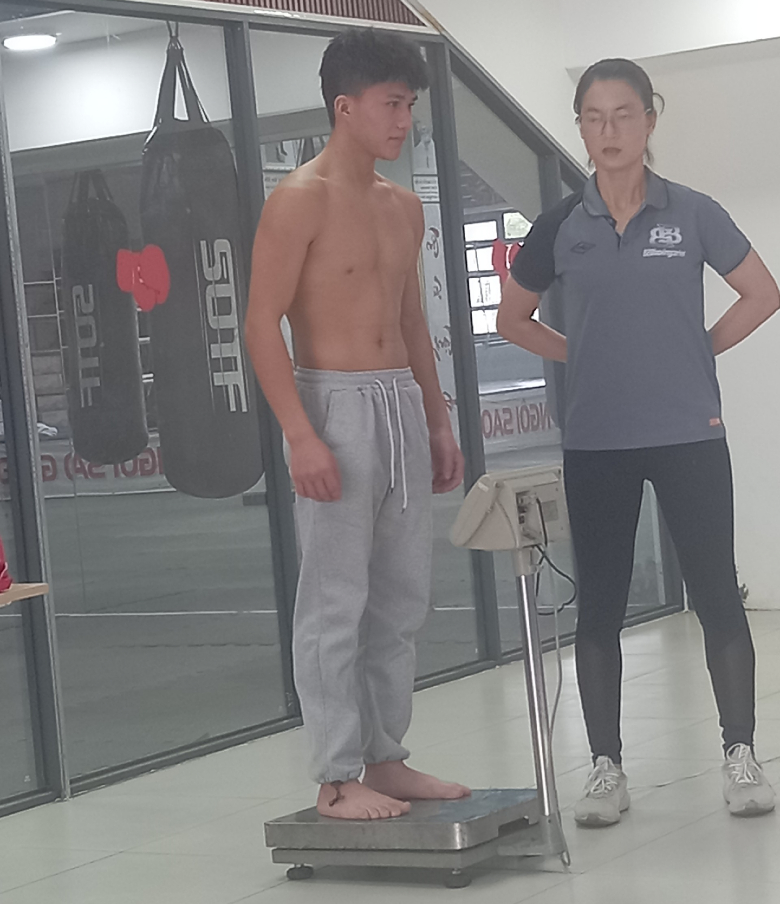 Boxing Hanoi sent a boxer to attend the Gia Dinh Star Club Cup - Photo 1