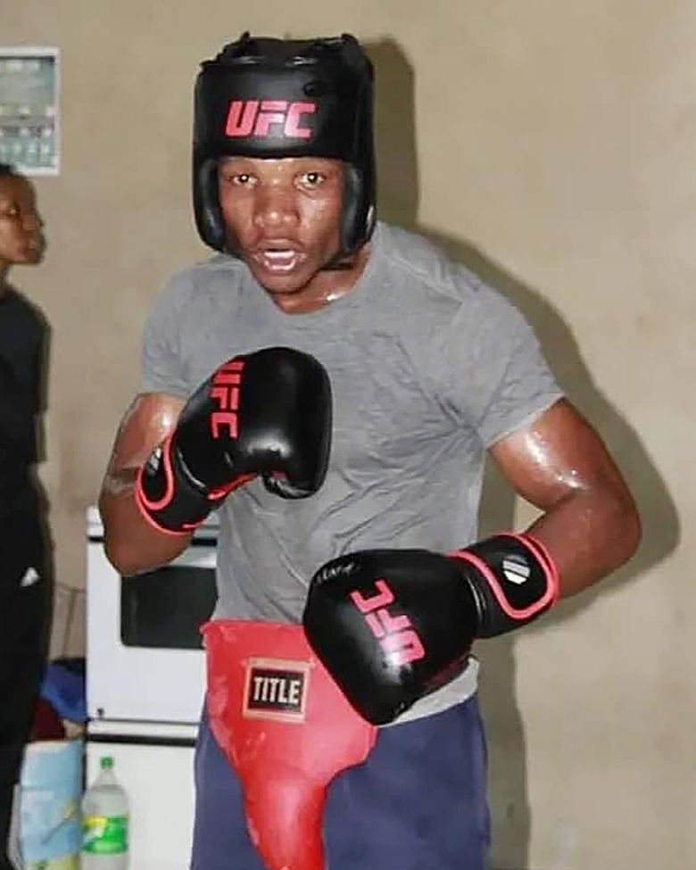 Boxing boxer died after the championship battle - Photo 1