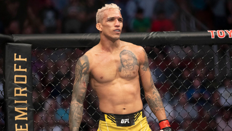 Charles Oliveira set many UFC records after the victory of Dariush - Photo 1