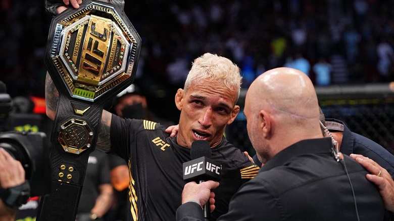 Charles Oliveira targets the championship in Featherweight - Photo 1
