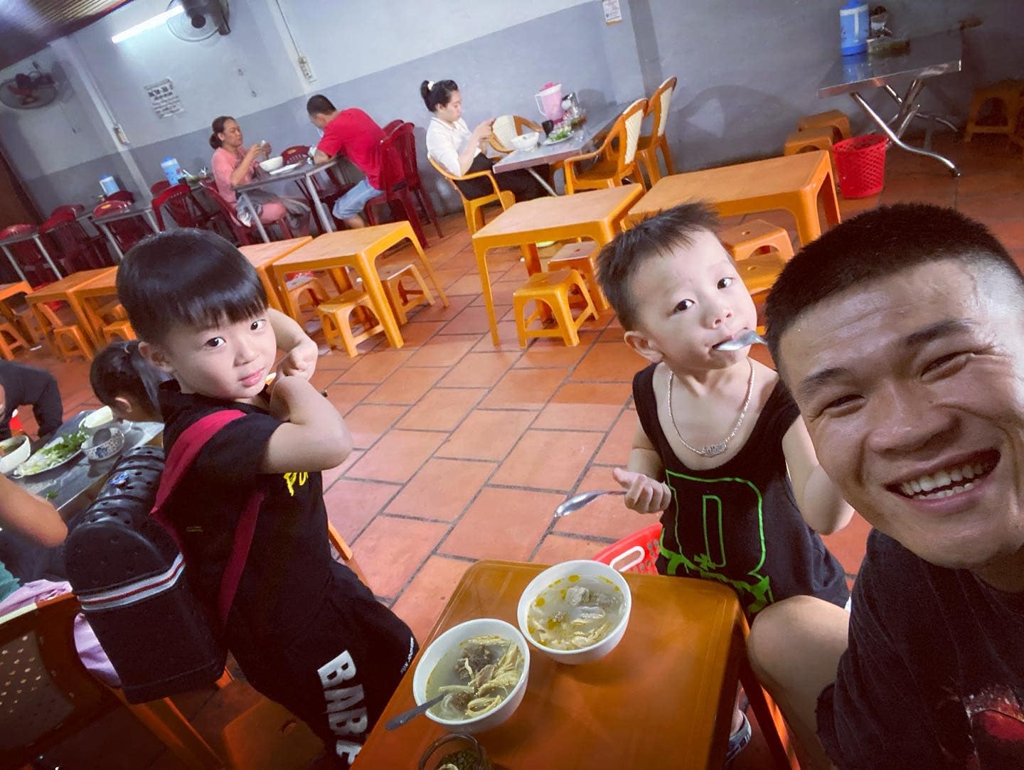 Children's International: The most beloved kids in Vo Viet - Photo 1