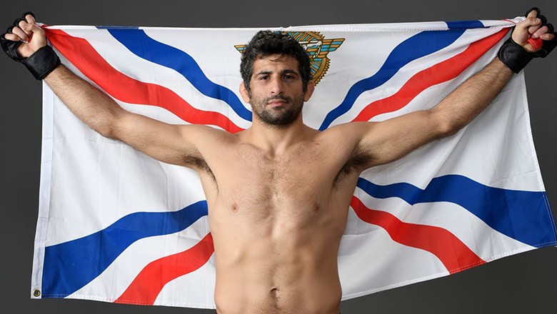 Dariush came to Vietnam to exchange after fighting Charles Oliveira - Photo 1