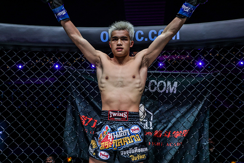 Decoding the unique combat skills of Chinese Kickboxing prodigy - Photo 2