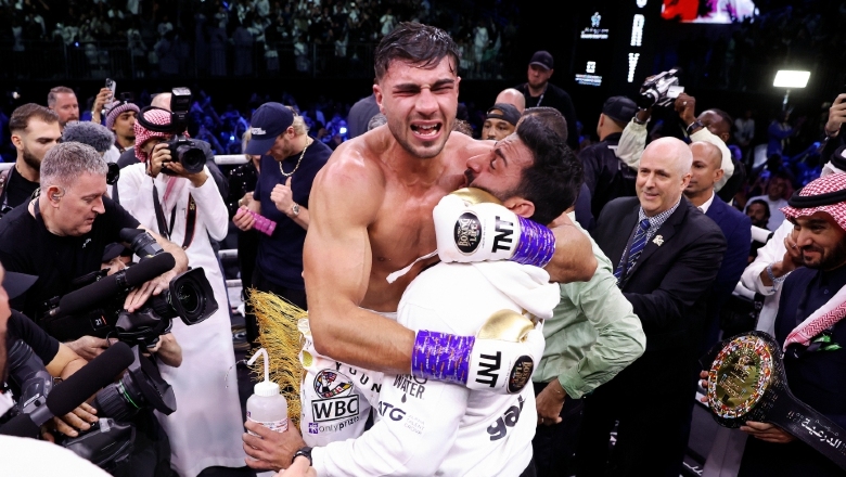 Drake lost $ 400,000 because of guess Jake Paul won Tommy Fury - Photo 1