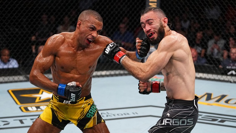 Confused: Edson Barboza did not know how he did not Shane Burgos! - Photo 1