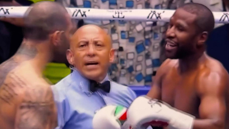 Floyd Mayweather chased the referee in the Boxing match - Photo 1