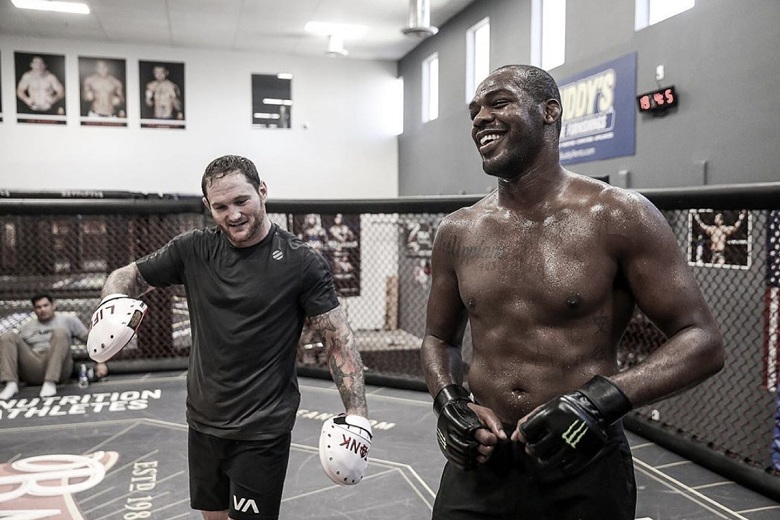 Former King Jon Jones opened up the future - Photo 1