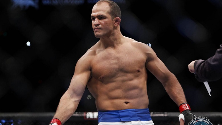 Former UFC king encroached on heavyweight, ready to challenge Tyson Fury and Anthony Joshua - Photo 1