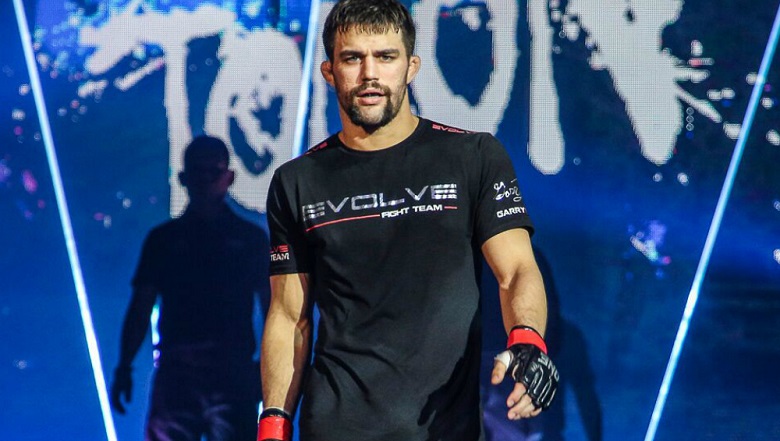 Free Fight Garry Tonon: Summary of video all full Fight matches of Garry Tonon - Photo 1
