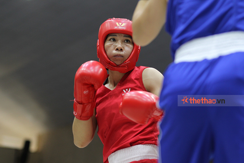Ha Thi Linh successfully defended the national boxing championship - Photo 1