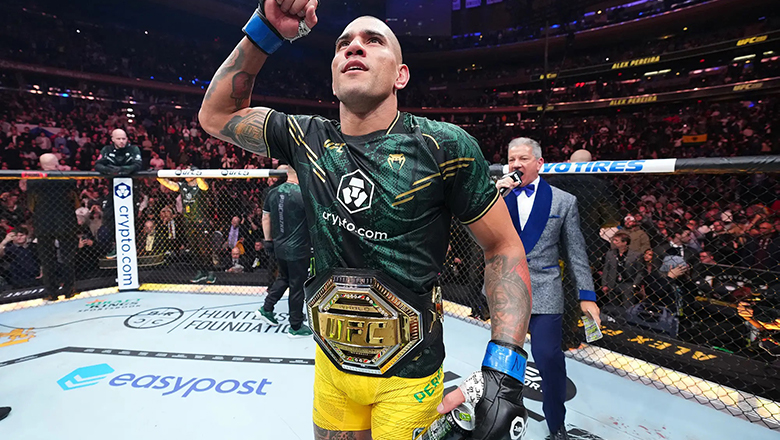 How many UFC champions appear at UFC 300? - Photo 1