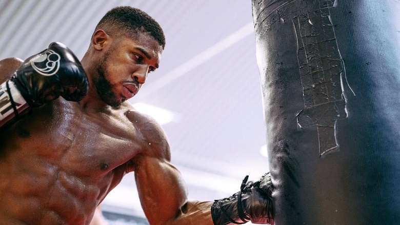 How much will Anthony Joshua earn from Oleksandr Usyk? - Photo 1
