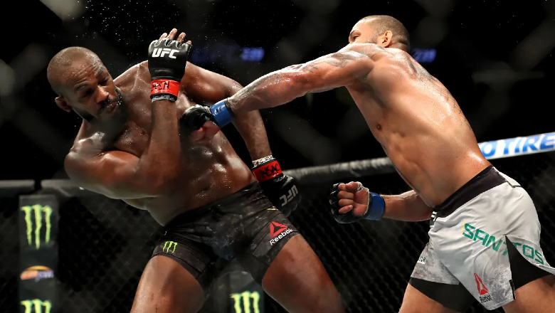 Jon Jones: I used to fight the boxers who fought better than Ciryl Gane - Photo 1