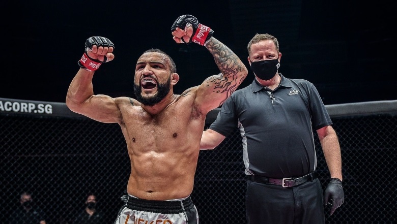 John Lineker is determined to knockout every opponent until he won the championship - Photo 1