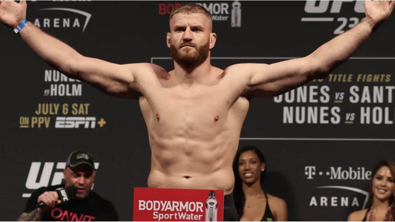 Jon Jones has not hit Heavyweight, Jan Blachowicz has prepared to go to heavy? - Photo 1