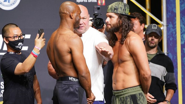 Direct UFC 261: Kamaru Usman vs Jorge Masvidal 2 - Photo 2