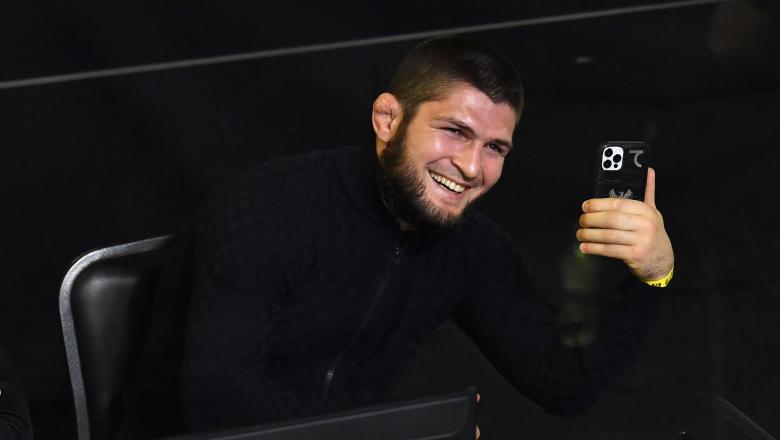 Khabib Nurmagomedov is a higher quality boxer than Jon Jones? - Photo 1