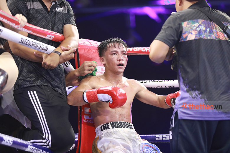 Le Huu Toan shed blood on the day of protecting the Asian WBA belt - Photo 3