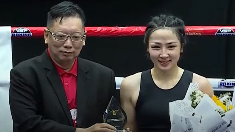 Le Thi Ngoc Anh won the first time boxing - Photo 1