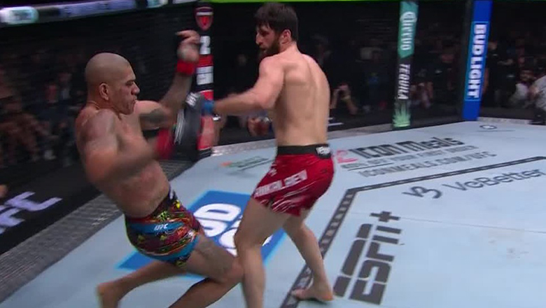 Magomed Ankalaev won the point, depriving the Alex Pereira belt at UFC 313 - Photo 1