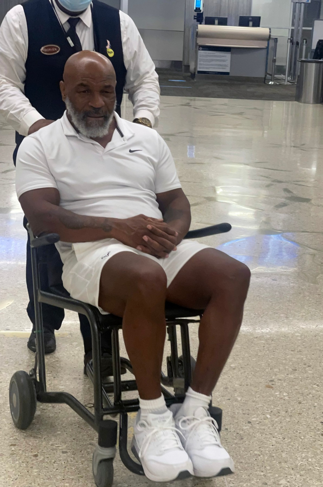 Mike Tyson's health after a picture of a wheelchair: I'm lucky! - Photo 2