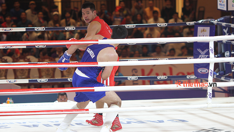 Nguyen Manh Cuong lost to 'Khabib Cambodia' in the final of Boxing SEA Games 32 - Photo 2