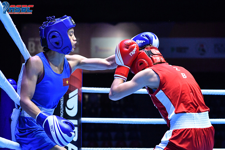 Nguyen Thi Tam encountered martial artists twice the world champion - Photo 1