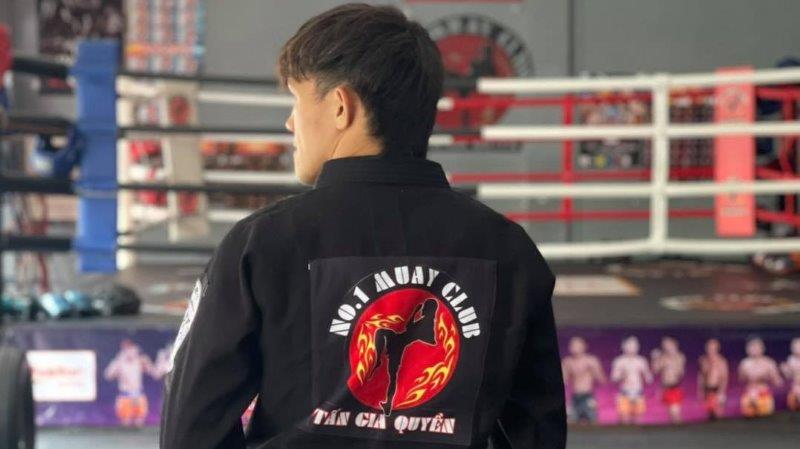 Nguyen Tran Duy Nhat buys Jiu Jitsu uniform - Photo 1