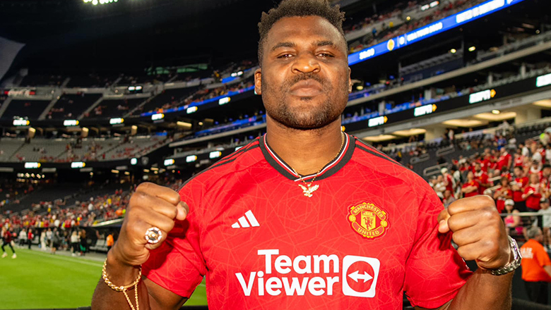 Nunnou came to see the friendly match of MU in the US - Photo 1