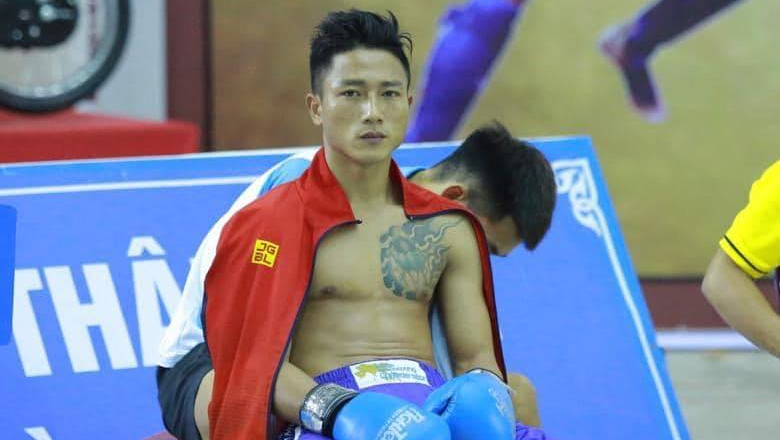 Pham Ba Hoi must play an additional 1 match of Lion Championship - Photo 1