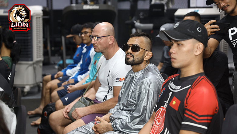 Robson Oliveira is overweight, fined before the launch of Lion Championship 5 - Photo 1