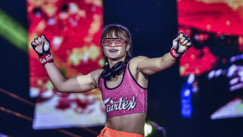Stamp Fairtex and lovely beauty of female boxers - Photo 1