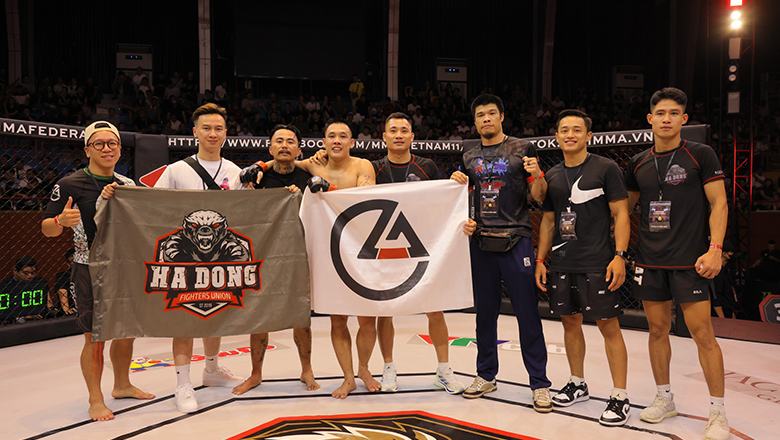 Television reporter won the first match in A Lion Championship - Photo 1