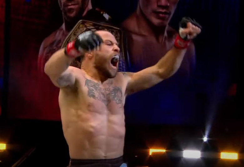 The One Championship champion celebrates the victory and then discovered that he was tried to lose - Photo 2