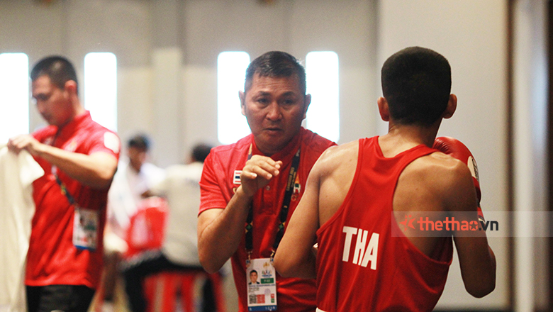 The Thai boxing team coach has worked for nearly 10 years in Vietnam - Photo 1