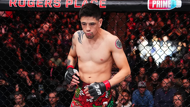 The former UFC Brandon Moreno champion encountered Steve Erceg in Mexico - Photo 1