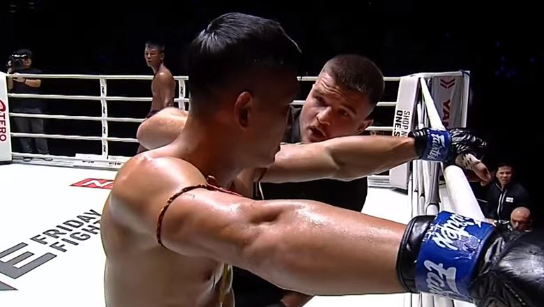 Tran Quoc Tuan loses pain during the day returning to One Championship - Photo 1