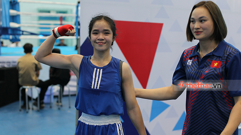 Two twins play at the National Boxing Tournament - Photo 2