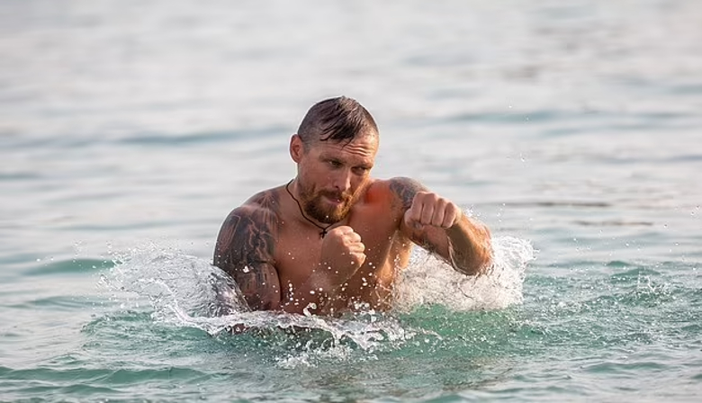 Usyk 5 hours a day before Joshua rematch - Photo 1