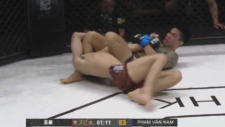 Van Nam won at the Chinese MMA event - Photo 1
