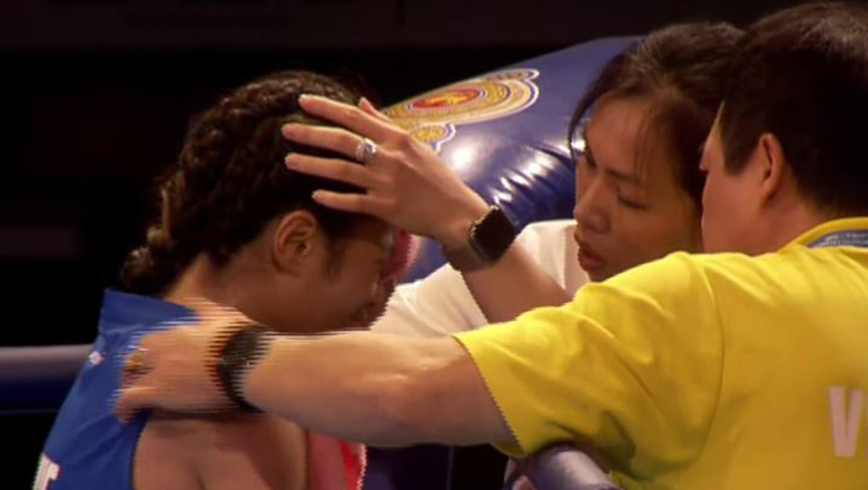 Vietnamese boxers cried because they were tried to lose at the boxing U22 Asia 2025 - Photo 1