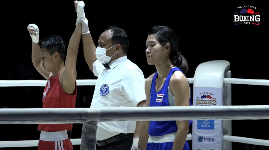 Vo Thi Kim Anh defeated the host martial artist, reached the final of the Thailand boxing box - Photo 2