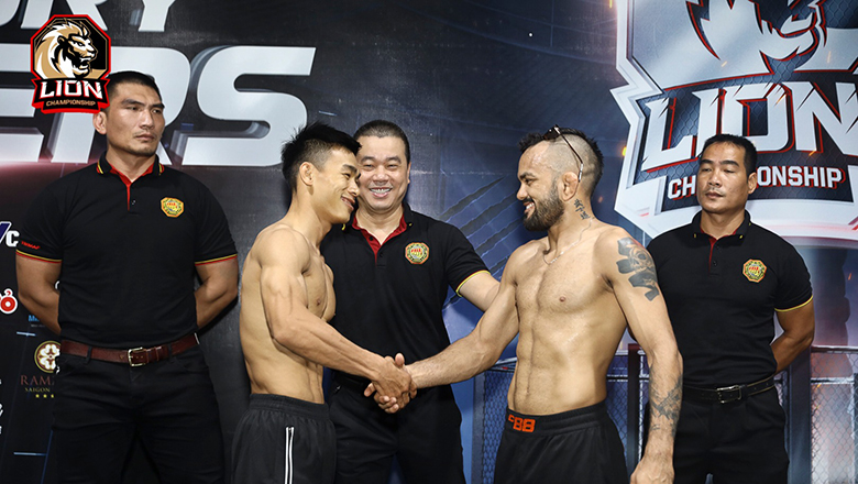 Why did the referee MMA dot Tran Ngoc Luong losing to Robson Oliveira were also disciplined? - Photo 1