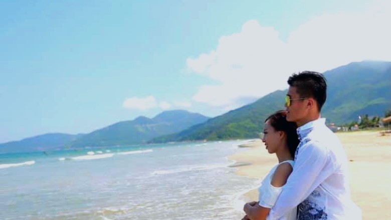 Truong Dinh Hoang and his wife escaped to play - Photo 4